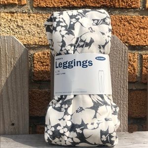 NWT OLD NAVY LEGGINGS